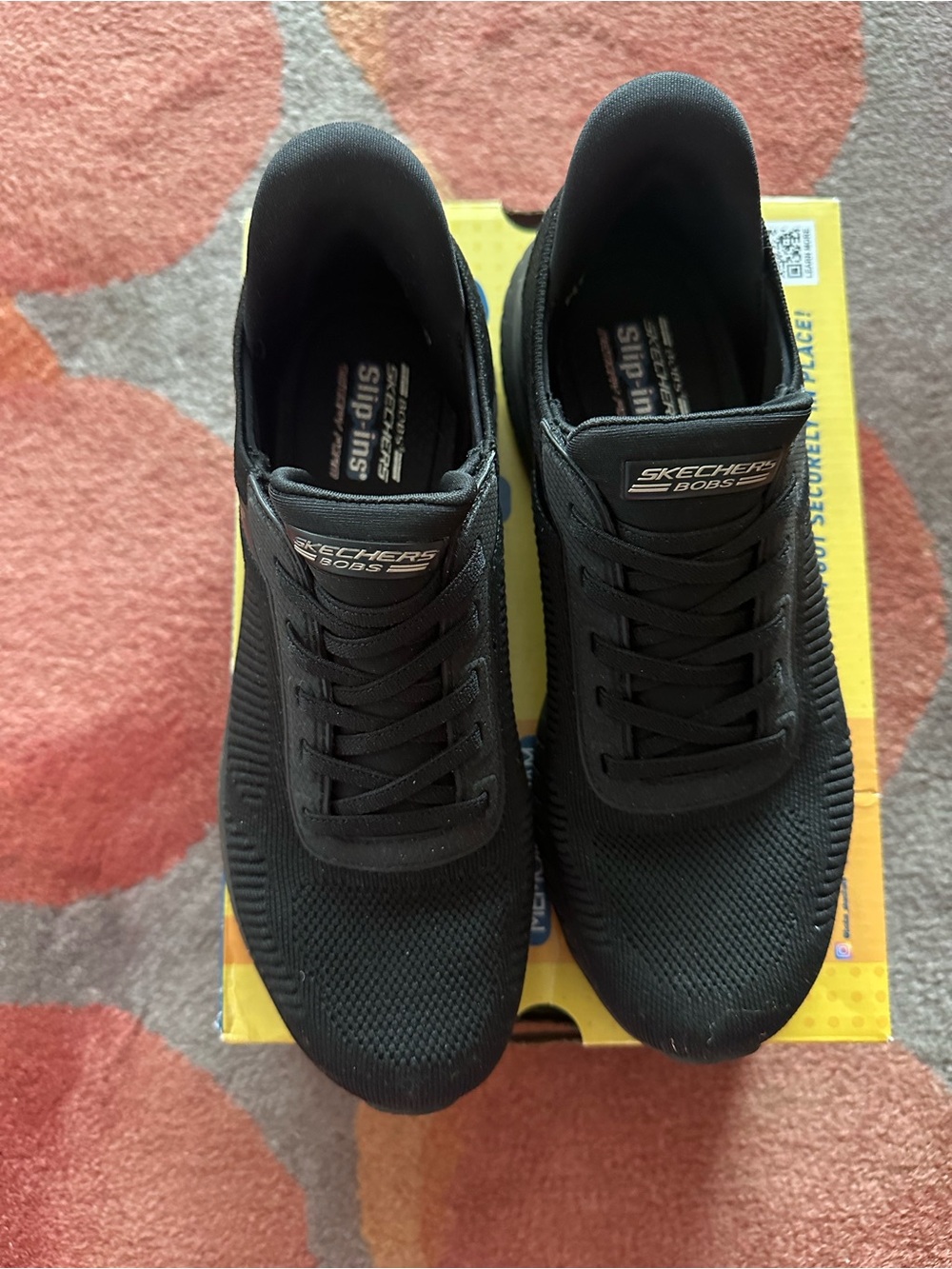 Skechers | BOBS Black Hands Free Slip-ins Sneakers in Size 8 - Picture 4 of 7